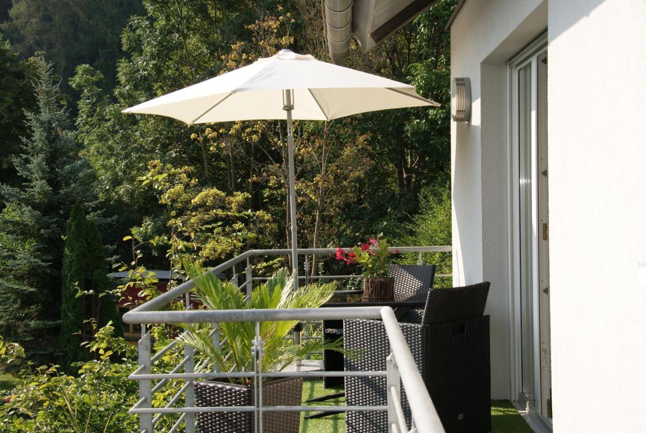 Ferienwohnung Sternenwald Alf Exterior photo